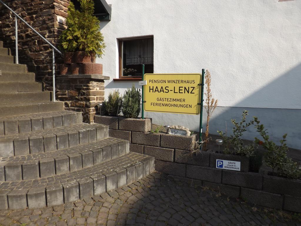 B&B Pension Winzerhaus Zell-Mosel Exterior foto